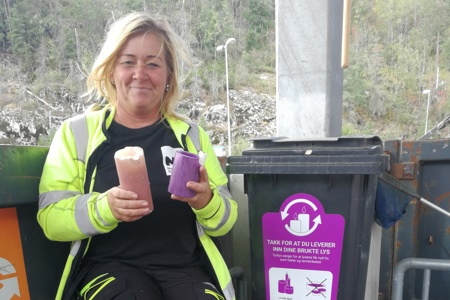 Vi tar i mot kubbelys og kronelys.